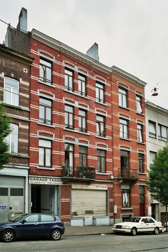 Rue Théodore Verhaegen 118 et 120, 2004
