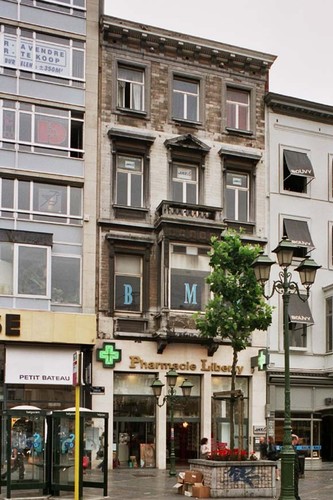 Avenue de la Toison d'Or 51, 2004