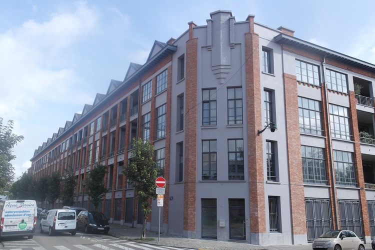 Boulevard Maurice Herbette 67 et rue de l'Orphélinat 59, ancienne usine MBLE, 2015