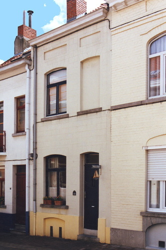 Rue Jean Deraeck 49, 2002