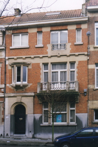 Avenue Louis Gribaumont 38, 2002