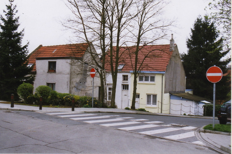 Rue des Hiboux 115 à 119, 2004