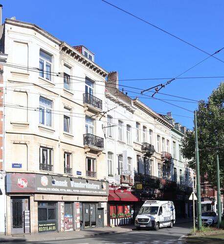Place Léon Vanderkindere 1-2 à 7, 2023