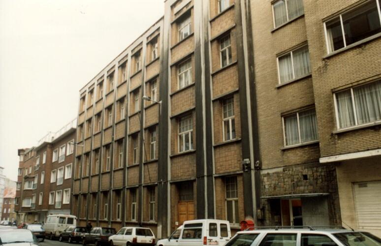 Rue Amédée Lynen 8, Institute of cultural affairs, ancien couvent de l'ordre des Dames de la Persévérance, façade principale (photo 1993-1995)