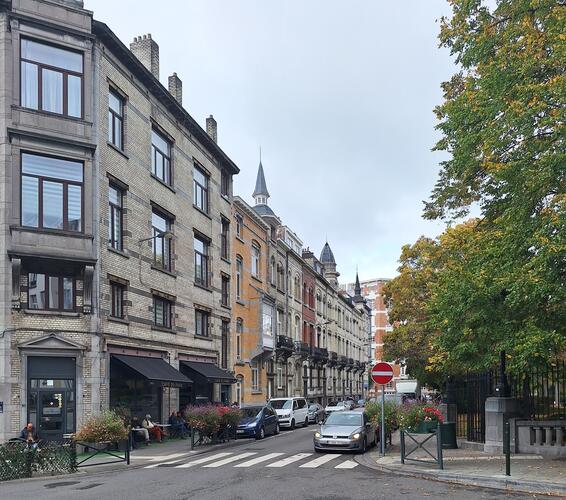 Square Armand Steurs 8 à 19, 2025