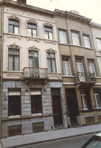 Rue Braemt, à gauche le no 87 (photo 1993-1995)