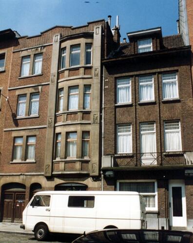 Rue du Cardinal, à gauche le no 23 (photo 1993-1995)