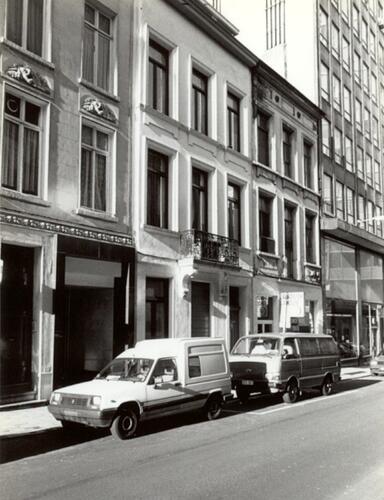 Rue de la Charité, au milieu les nos 4 et 6 (photo 1993-1995)