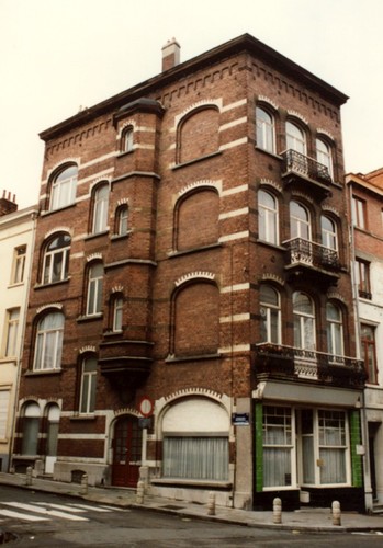 Rue des Deux Églises 94 et rue Hydraulique 47-49 (photo 1993-1995)
