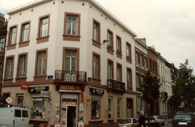 Rue des Deux Tours 55-57 et rue Verbist 53 (photo 1993-1995)
