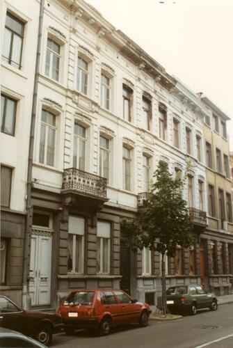 Rue des Deux Tours 101 à 107 (photo 1993-1995)