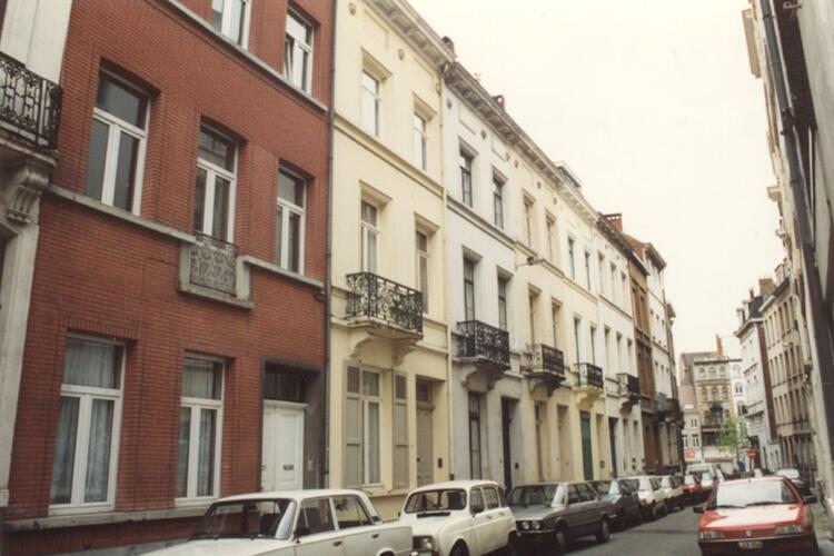 Aanbeeldstraat 14 tot 26 (foto 1993-1995)