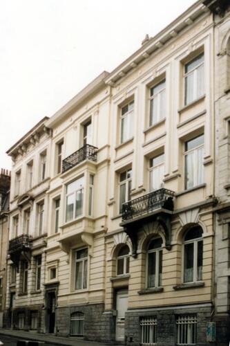 Rue Hydraulique, de gauche à droite les nos 11, 13 et 15, 1993