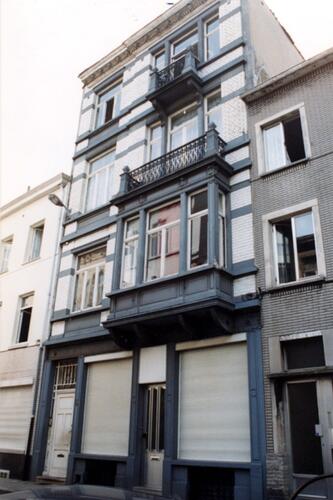 Rue Linné 42 (photo 1993-1995)