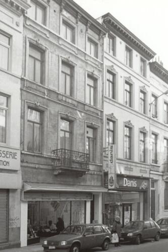 Chaussée de Louvain, à gauche le no 176, à droite le no 174 (photo 1993-1995)