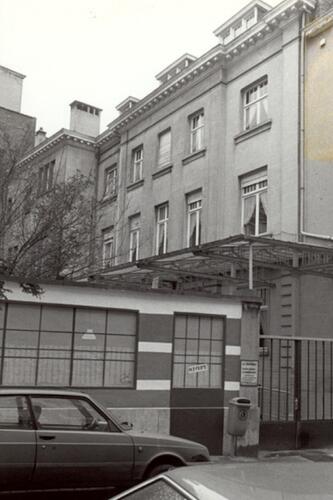 Rue Marie-Thérèse 102, anc. clinique du docteur Verhoogen, 1993-1995