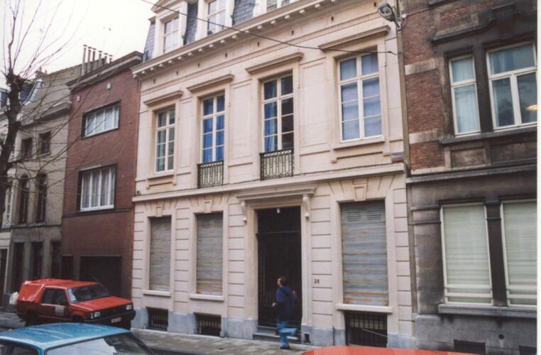 Warmoesstraat 28 (foto 1993-1995)