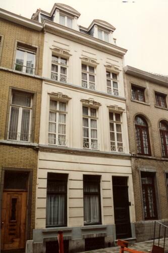 Warmoesstraat 34 (foto 1993-1995)