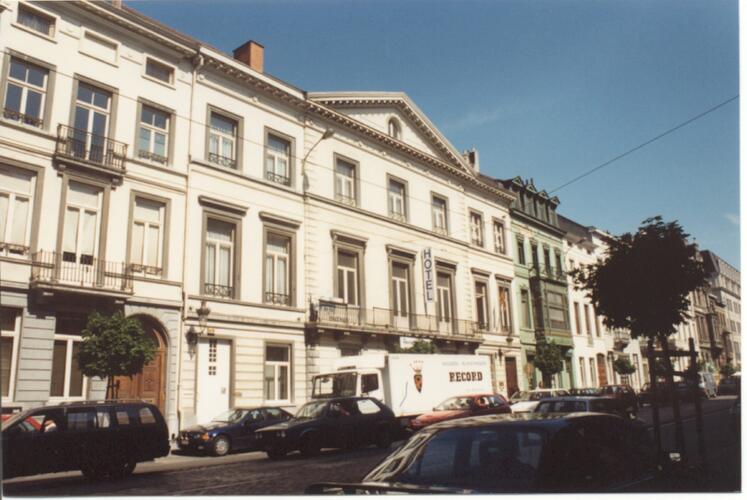 Rue Royale 310-314 (photo 1993-1995)