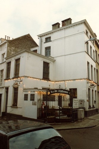 Rue Saxe-Cobourg 50 (photo 1993-1995)