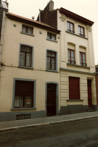 Rue du Vallon, à droite le no 9 (photo 1993-1995)
