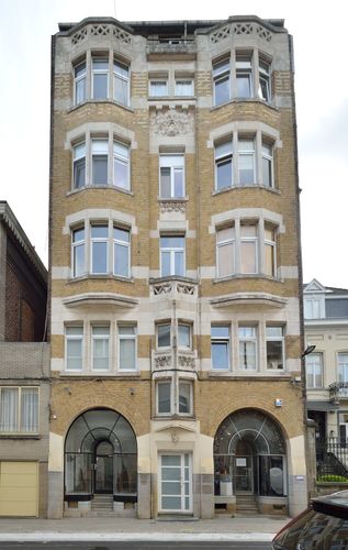 Rue Léon Theodor 51-53-55, immeuble à appartements, 2023