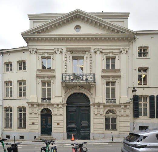 Naamsestraat 4-12 te Brussel (arch. Guimard, 1776), abdij van Koudenberg, 2025
