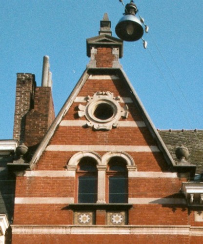 Tuitgevel, Munthofstraat 96, Sint-Gillis, 1890, 2005