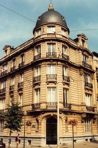 Tourelle d'angle, avenue Adolphe Demeur 35, Saint-Gilles, 1903, architecte Louis Margerie, 1993