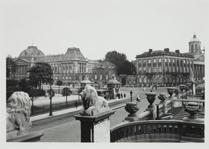 place des Palais, Palais Royal, [s.d.]