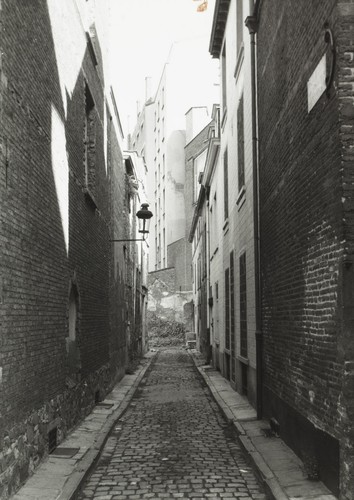 rue des Quatre Fils Aymon, vue depuis la rue des Six-Jeunes-Hommes, 1980