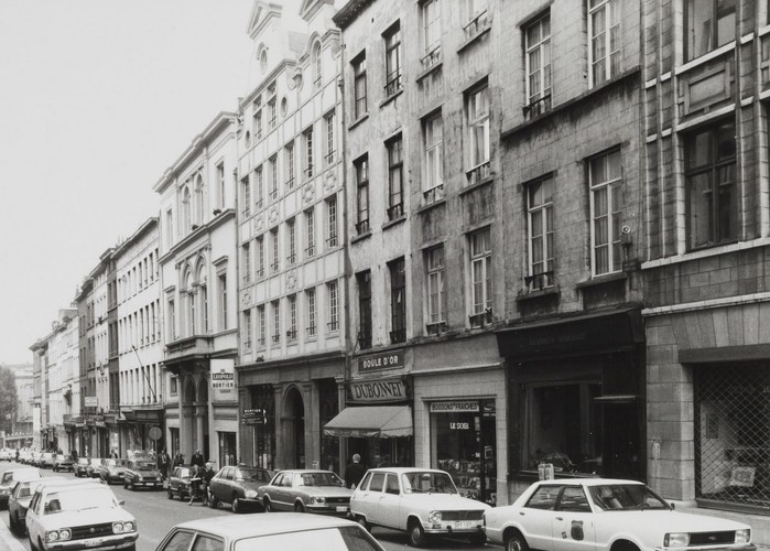 Sint-Jansstraat, onpare nummers, zicht naar Sint-Jansplein, 1980