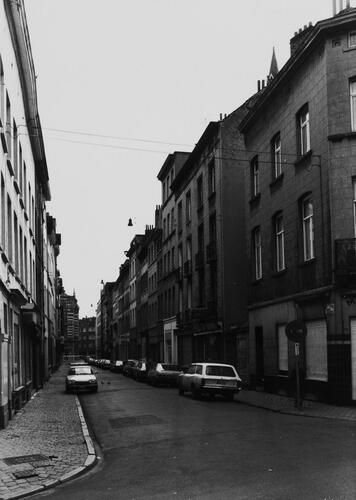 Rue Bodeghem, n° pairs, vue du 70 au 2, 1979