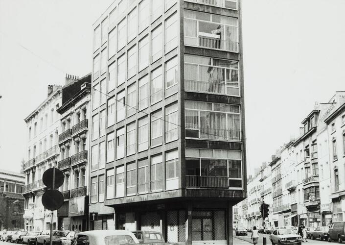 rue du Pont de la Carpe, n° pairs, angle rue van Artevelde 2-6, 1979