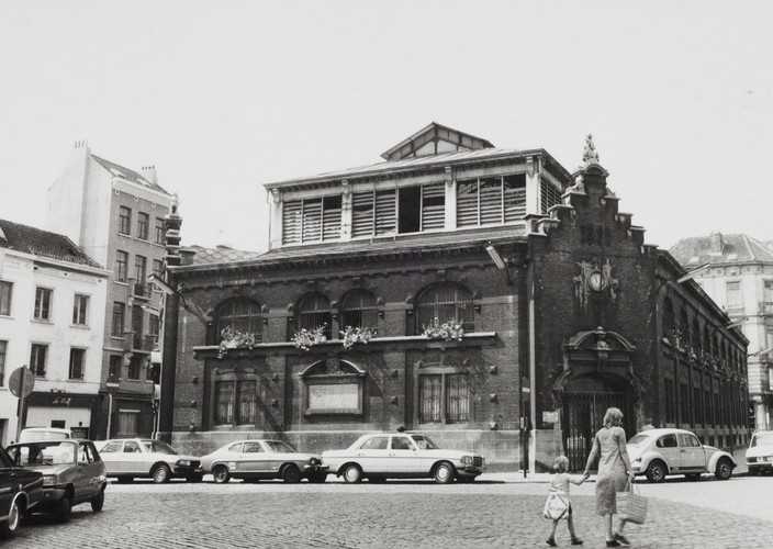 Sint-Goriksplein, Sint-Goriksmarkt, zicht vanuit Jules Van Praetstraat, 1979