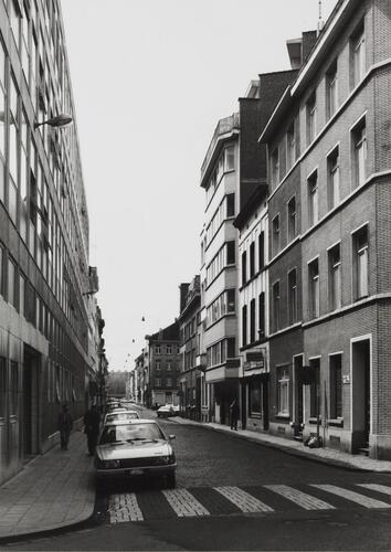 T'Kintstraat, straatbeeld vanuit Bloemenhofplein, 1979