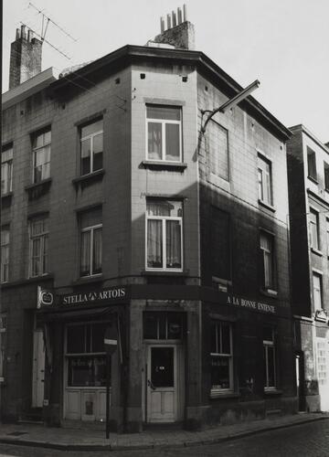 Rue Vandenbranden 25-27, angle rue du Houblon, 1979