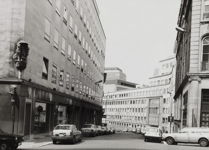 Leuvenseplein, zicht vanuit Treurenberg, 1982