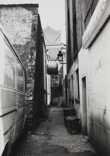 Sint-Pietersstraat, tussen 59 en 61Hanegang, 1984