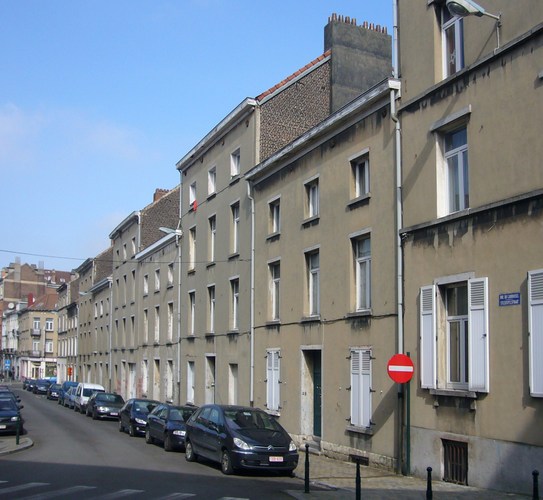 Cité ouvrière, rue du Carrousel, depuis la rue Charles Quint, 2009