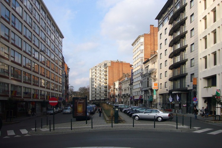 Boulevard Charlemagne, vue vers le square Ambiorix, 2008