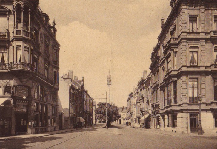 L'avenue de la Chevalerie, vers la rue du Noyer (Collection C. Dekeyser).