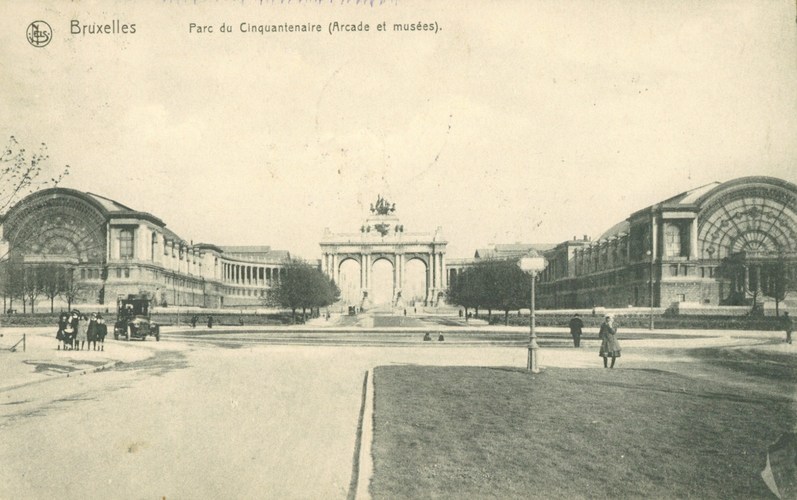 Gezicht op het Jubelpaleis in de richting van Tervuren (Verzameling Dexia Bank, 1917).