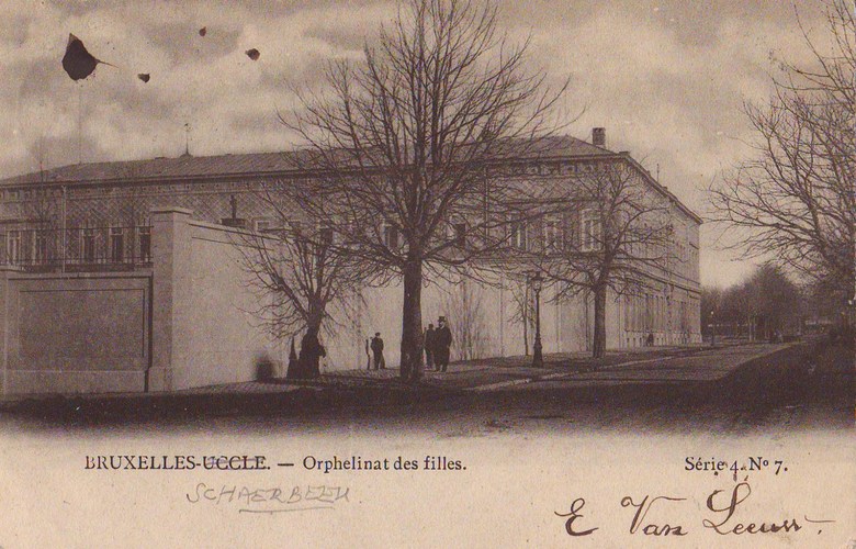 Avenue de Cortenberg, entre les rues Newton et du Noyer, orphelinat de filles (Collection C. Dekeyser).