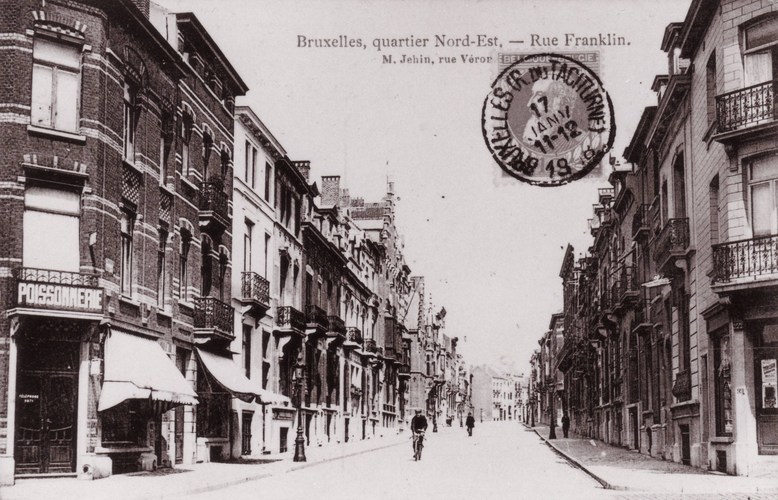 Vue de la rue Franklin depuis la rue Véronèse vers la place des Gueux (Collection C. Dekeyser).