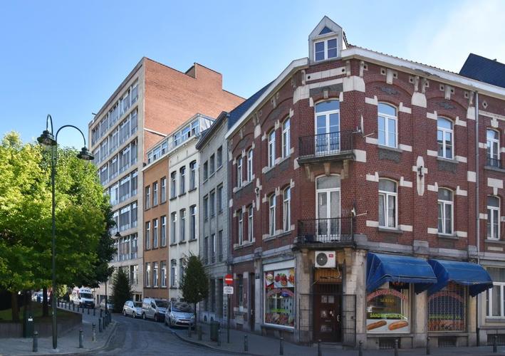 Rue de la Flèche, vue du côté pair depuis la rue de l’Harmonie, 2016