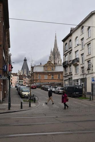 Rue du Champ de l’Église, vue du côté pair depuis la rue Stéphanie vers le chemin de fer, (© APEB, 2017)