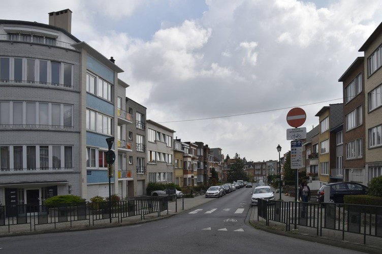 Avenue de Busleyden, vue du tronçon est depuis l’avenue Jean de Bologne, ARCHistory / APEB, 2018