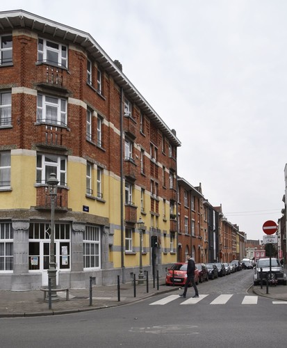 Rue Fineau, vue du côté impair depuis la rue Émile Delva, ARCHistory / APEB, 2018