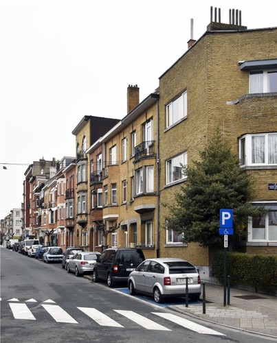 Rue Jean Laumans, vue du côté impair depuis le square Léopold, ARCHistory / APEB, 2018